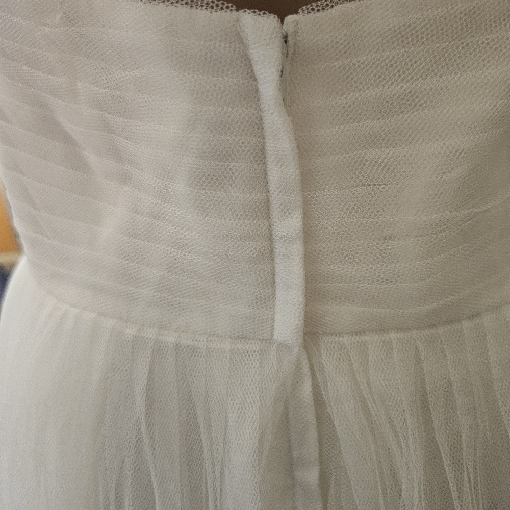 Strapless Sweetheart White Tulle Maxi Dress - Picture 15 of 16